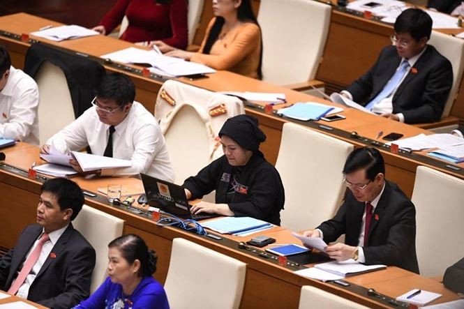 Đề nghị công khai 'các vấn đề' liên quan đến sách giáo khoa ảnh 1