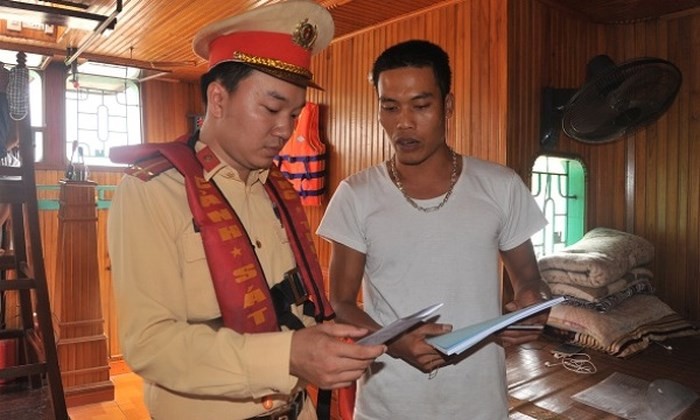 Tăng cường kiểm tra, xử lý vi phạm về an toàn kỹ thuật và khai thác cát sỏi ảnh 1