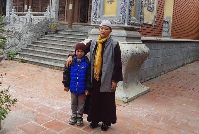 Vụ em bé 10 tuổi bị bạo hành ở Thanh Hoá: Ni cô lên tiếng phân trần ảnh 3