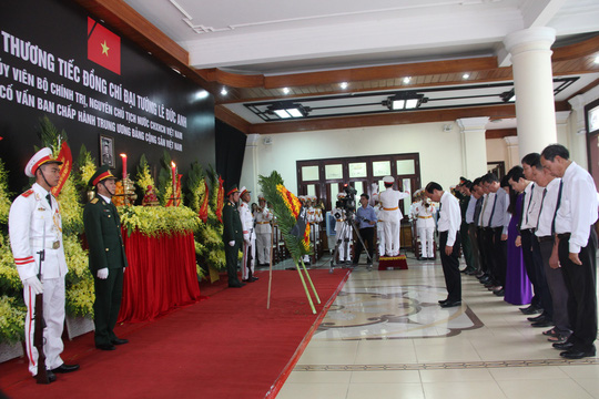 Toàn cảnh lễ viếng nguyên Chủ tịch nước Lê Đức Anh tại quê nhà ảnh 10