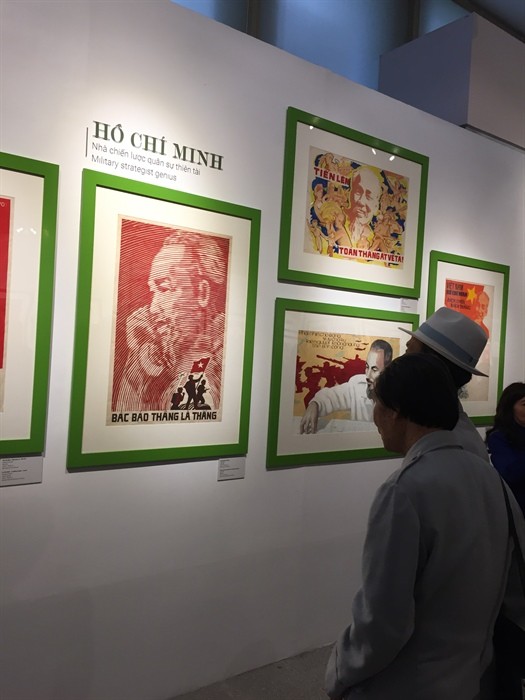 “Chân dung Hồ Chí Minh - Góc nhìn từ tranh cổ động”: Những câu chuyện xúc động ảnh 4