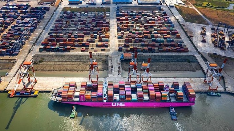 Vì sao Việt Nam vượt mặt Trung Quốc, thành cứ điểm sản xuất? ảnh 1