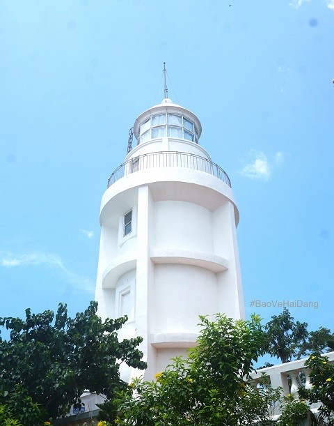 Ngắm ngọn hải đăng cổ nhất Việt Nam ảnh 2