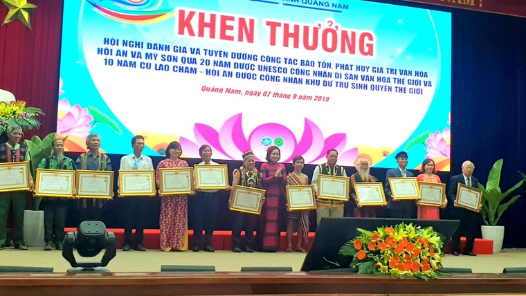 Vinh danh tập thể, cá nhân có nhiều thành tích trong bảo tồn, phát huy giá trị di sản ảnh 1