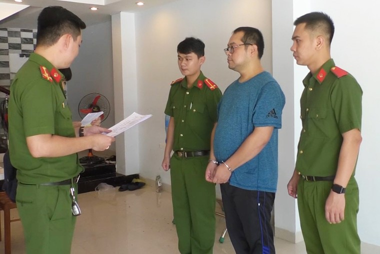 Hành trình vây bắt 5 người Trung Quốc sản xuất clip sex ở Đà Nẵng ảnh 1