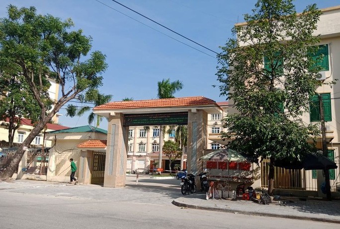 Vợ Giám đốc Bệnh viện Tâm thần Thanh Hóa và 4 y, bác sĩ bị bắt ảnh 1