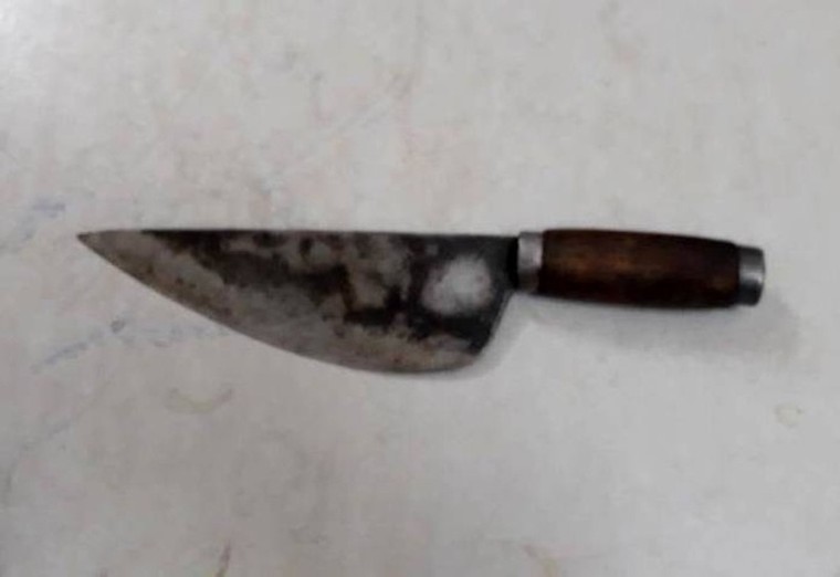 Nhắc nhở người dân đeo khẩu trang phòng dịch, Chủ tịch phường ở Hải Dương bị đuổi chém ảnh 1