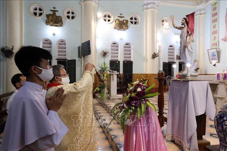 Sơn Lôi phát thanh trực tiếp Lễ phục sinh 2020 ảnh 4