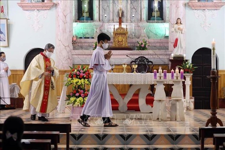 Sơn Lôi phát thanh trực tiếp Lễ phục sinh 2020 ảnh 6