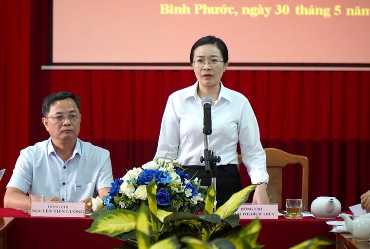 Vụ bị cáo nhảy lầu tự tử tại tòa: TAND tỉnh Bình Phước nói gì? ảnh 1