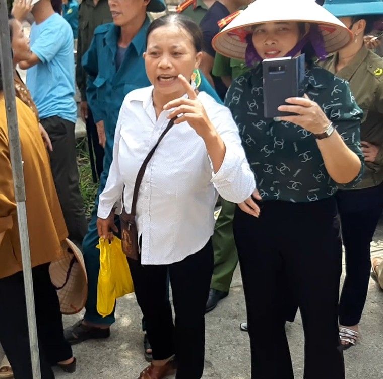 ‘Sóng ngầm’ chưa dứt ở chùa Nga Hoàng? ảnh 8