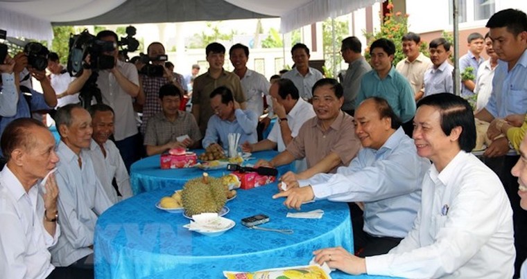 Không để hộ dân nào thiếu nước sinh hoạt do hạn hán, xâm nhập mặn ảnh 2