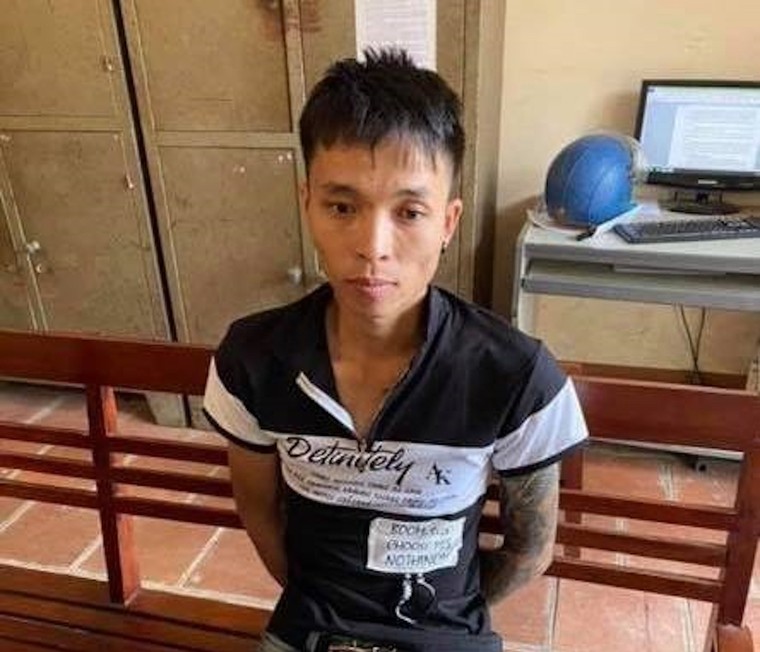 Cụ già 90 tuổi bị gã thanh niên độc ác đánh đập và châm rơm đốt để cướp tiền ảnh 1