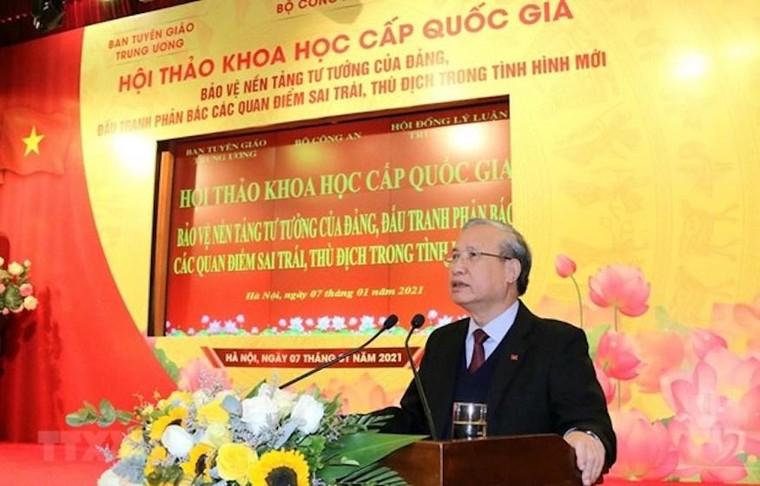 Bảo vệ nền tảng tư tưởng của Đảng - Nhiệm vụ trước hết của đảng viên ảnh 1