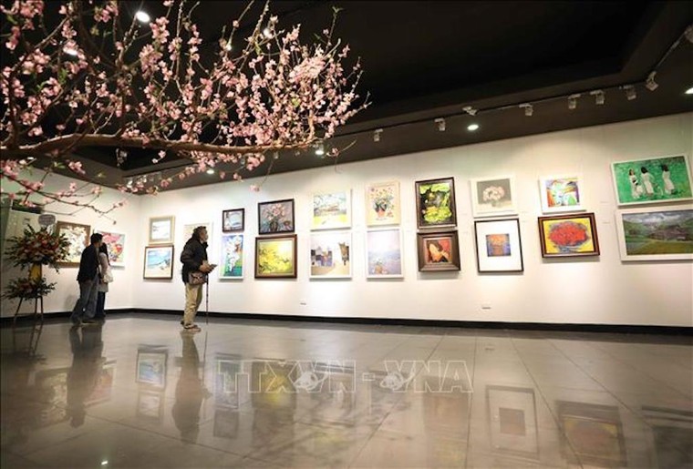 167 tác phẩm tại triển lãm mỹ thuật 'Mừng Đảng, mừng Xuân Tân Sửu' ảnh 2