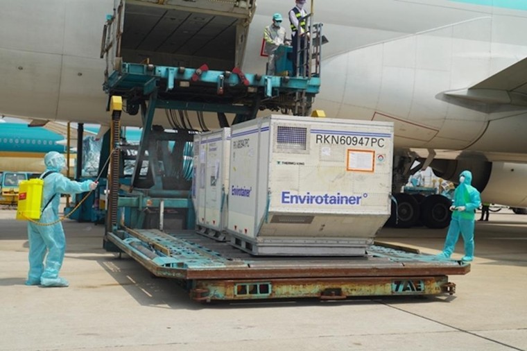 Bộ Y tế lên kế hoạch triển khai chiến dịch tiêm chủng vắc xin COVID-19 tại Việt Nam ảnh 1