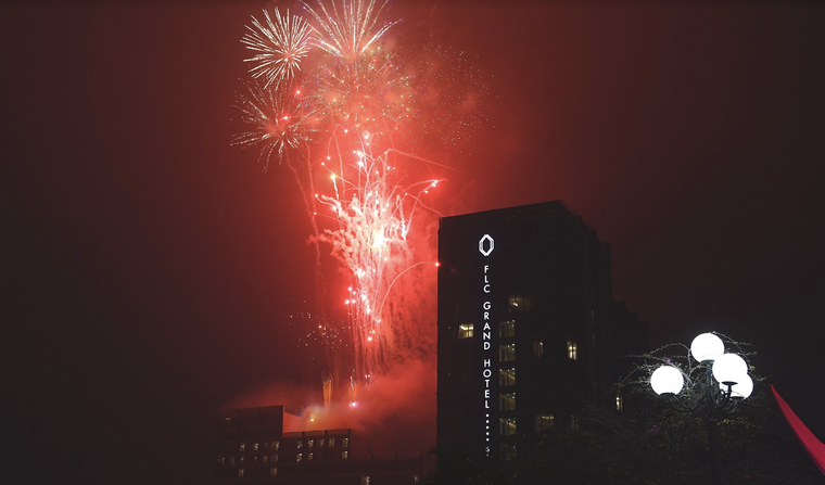 Hàng vạn du khách dự khai mạc lễ hội hoa tại Sầm Sơn ảnh 13