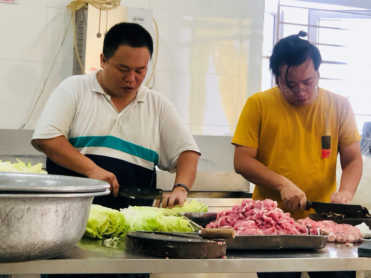 ‘Bếp Đồng Hành’ đỏ lửa yêu thương chung tay cùng Thủ đô phòng chống dịch COVID-19 ảnh 1