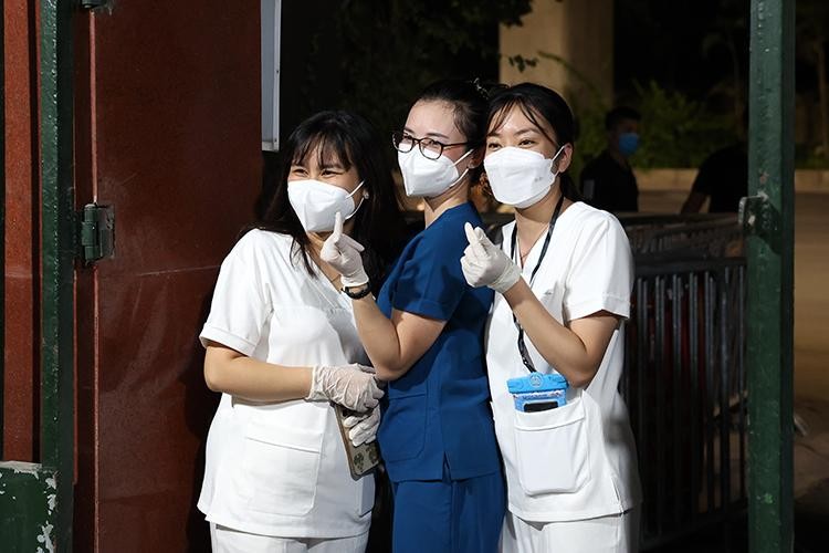 Hà Nội dỡ bỏ phong tỏa ổ dịch lớn nhất tại quận Thanh Xuân ảnh 2