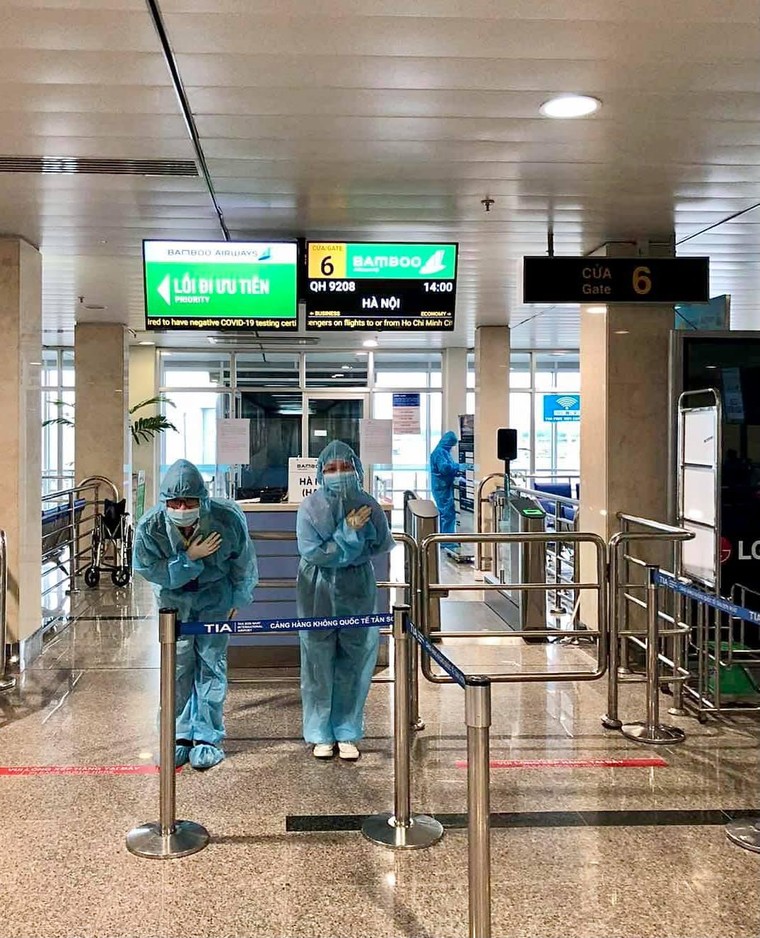 Bamboo Airways thực hiện 3 chuyến bay đặc biệt chở gần 700 công dân Bắc Ninh từ TP. HCM về quê ảnh 2
