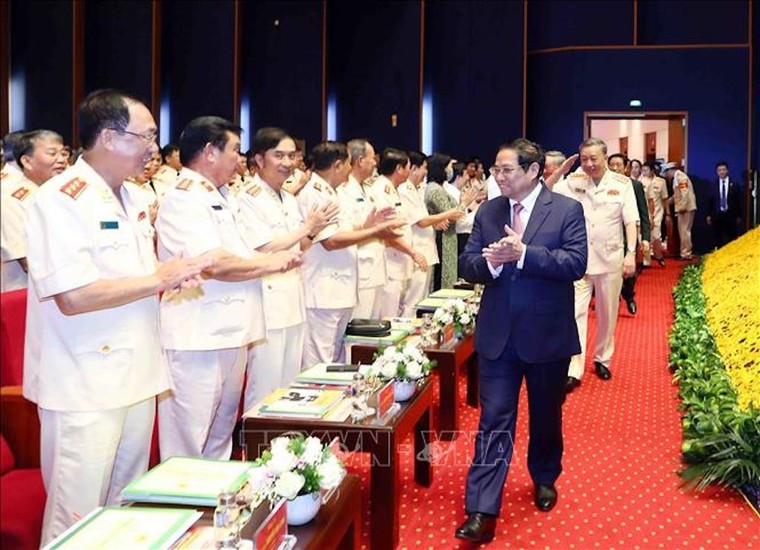 Lực lượng CSND Việt Nam: Viết tiếp những bản anh hùng ca chiến thắng của thời kỳ mới ảnh 1