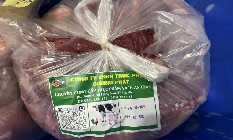 Thịt lợn bệnh đã bị đưa vào suất ăn của những ngôi trường nào ở Hà Nội? ảnh 1