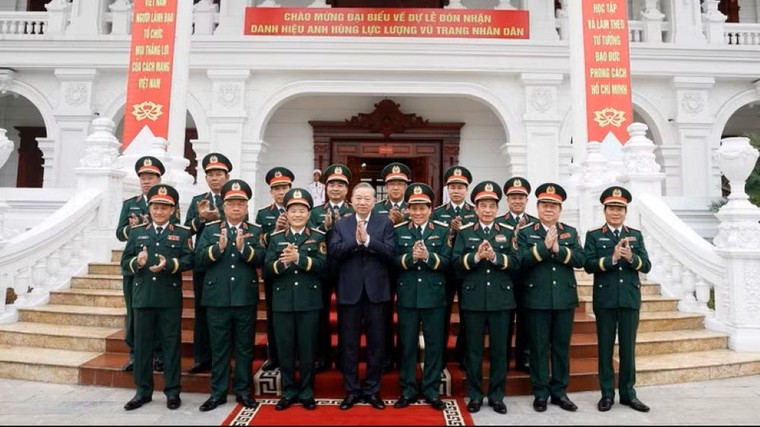 Tổng Bí thư, Chủ tịch nước Tô Lâm: Xây dựng lực lượng vũ trang Quân khu 3 vững mạnh toàn diện ảnh 3