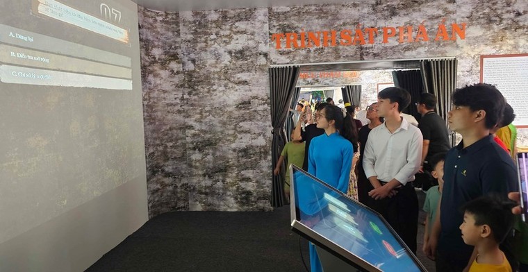 Khai mạc chuỗi sự kiện “Tổ quốc bình yên”: Lan tỏa giá trị văn hóa, khơi dậy niềm tự hào dân tộc ảnh 4