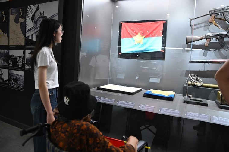 Ngược thời gian về với những “nhân chứng” lịch sử tại Bảo tàng Lịch sử Quân sự Việt Nam ảnh 6