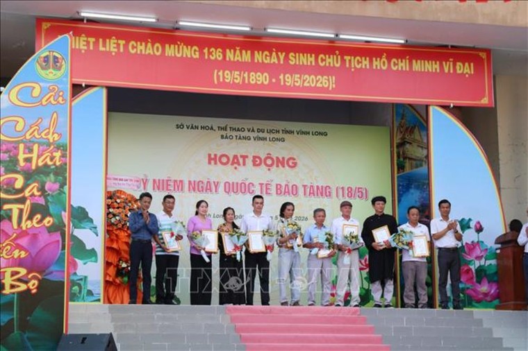 Bảo tàng Vĩnh Long tiếp nhận hơn 40 hiện vật quý ảnh 1