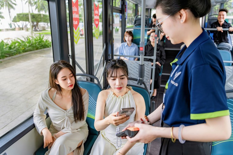 Ngày càng nhiều người hỏi: Bao giờ VinBus mở thêm tuyến mới? ảnh 1