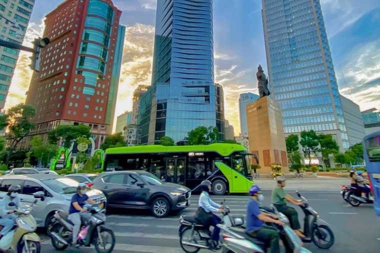 Ngày càng nhiều người hỏi: Bao giờ VinBus mở thêm tuyến mới? ảnh 3
