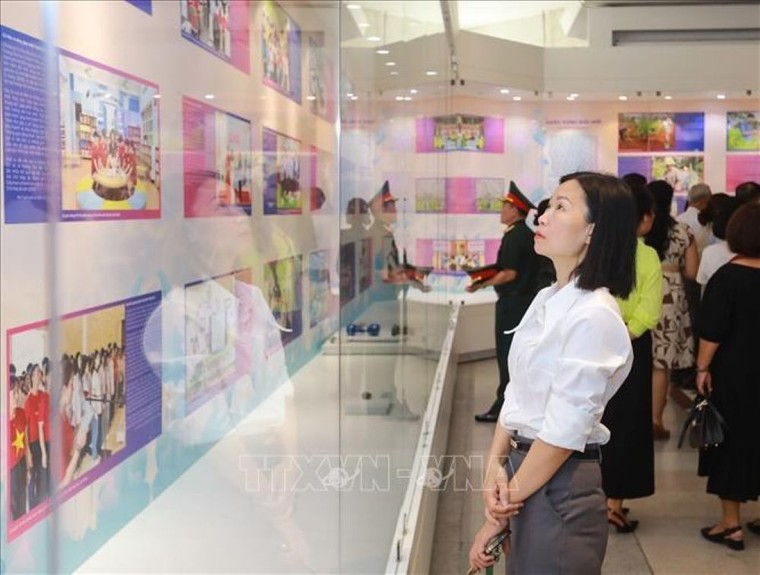 Khai mạc Triển lãm "Những tấm gương bình dị mà cao quý" năm 2026 ảnh 2