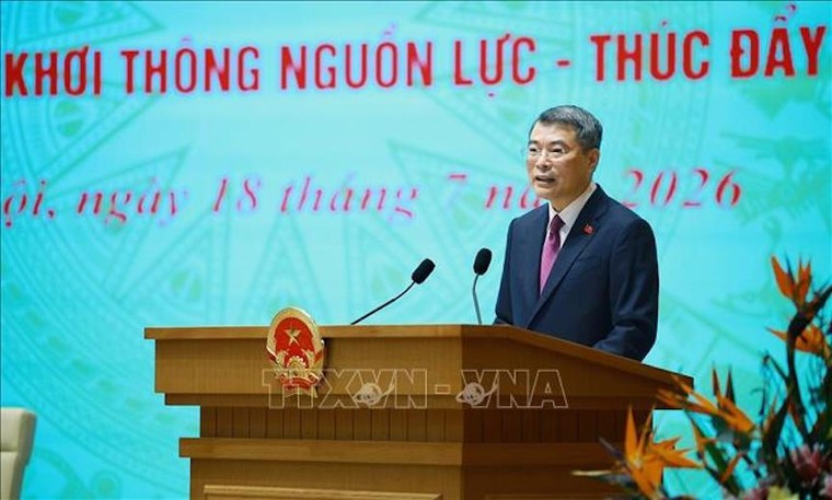 Chuyển mạnh từ nhận diện, tháo gỡ khó khăn sang hoàn thiện nền tảng kiến tạo phát triển ảnh 1