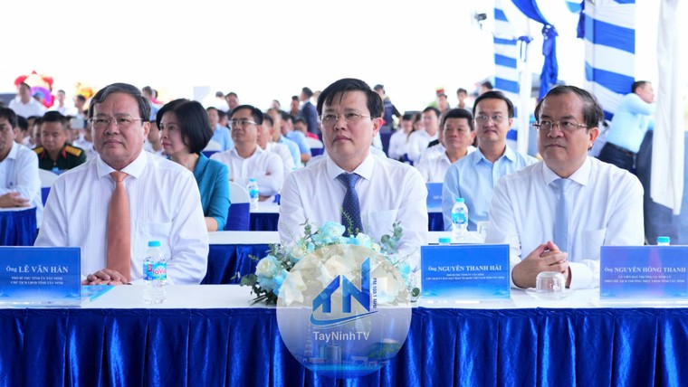 Khởi công Nhà máy điện mặt trời Dầu Tiếng 5 ảnh 2