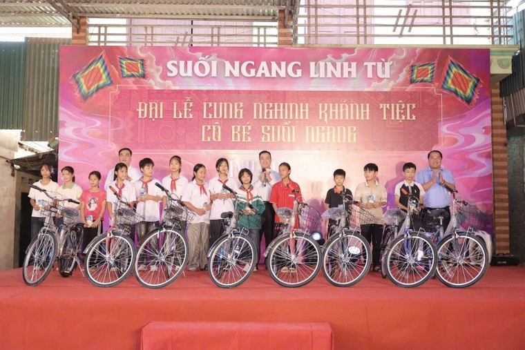 Lạng Sơn: Lễ hội Đền Cô Bé Suối Ngang gắn với gìn giữ giá trị văn hóa tín ngưỡng ảnh 4