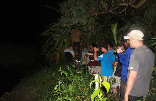 Hàng trăm người xuyên đêm truy lùng kẻ giết 4 bà cháu ảnh 10