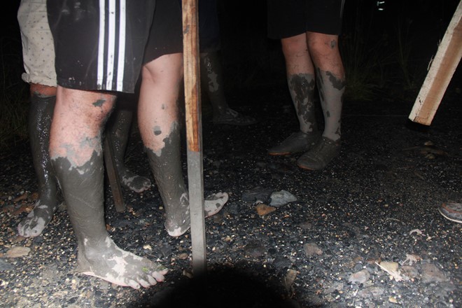 Hàng trăm người xuyên đêm truy lùng kẻ giết 4 bà cháu ảnh 11