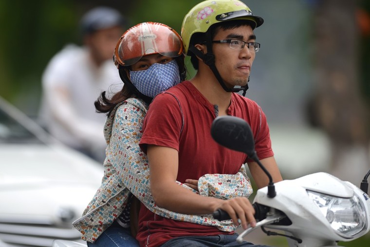 Người Hà Nội trong gió lạnh đầu mùa ảnh 10