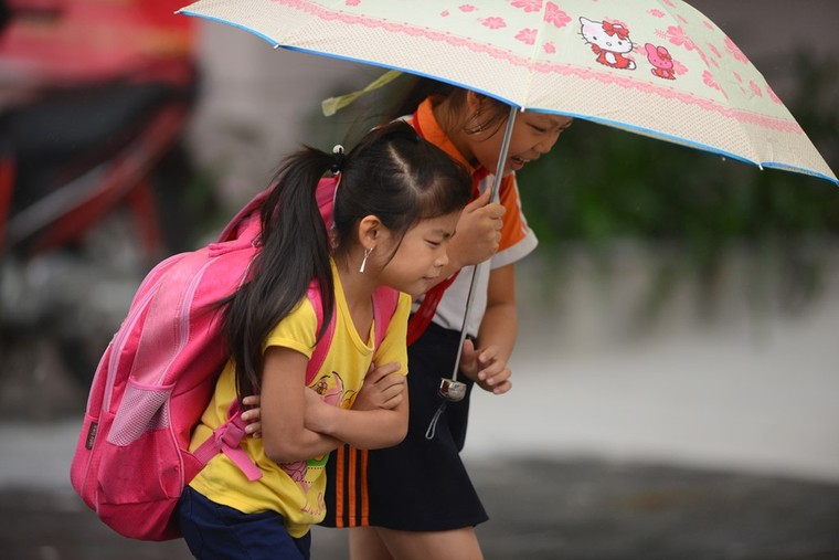 Người Hà Nội trong gió lạnh đầu mùa ảnh 4