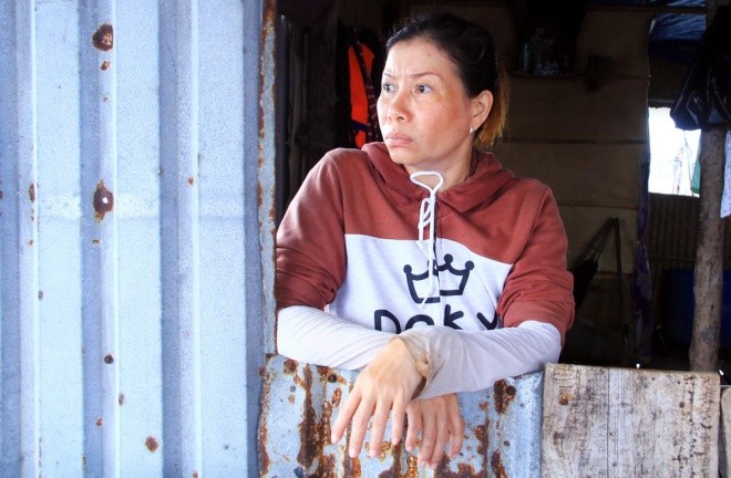 Người dân làng bè Vũng Tàu điêu đứng vì cá chết trắng ảnh 4