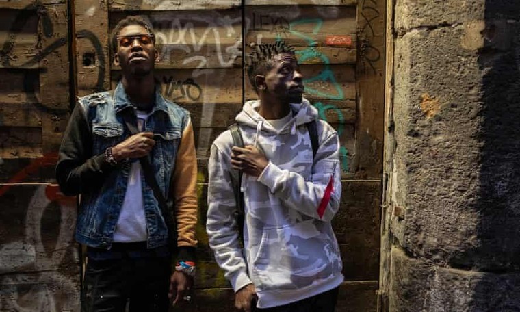 Người di cư khẳng định vị thế giữa vòng kiềm tỏa của châu Âu ảnh 3