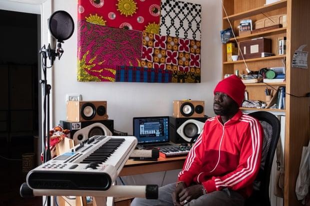 Người di cư khẳng định vị thế giữa vòng kiềm tỏa của châu Âu ảnh 4