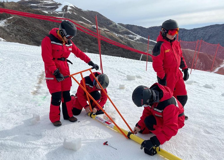 Tuyết nhân tạo - Lá chắn của thể thao trước biến đổi khí hậu? ảnh 1