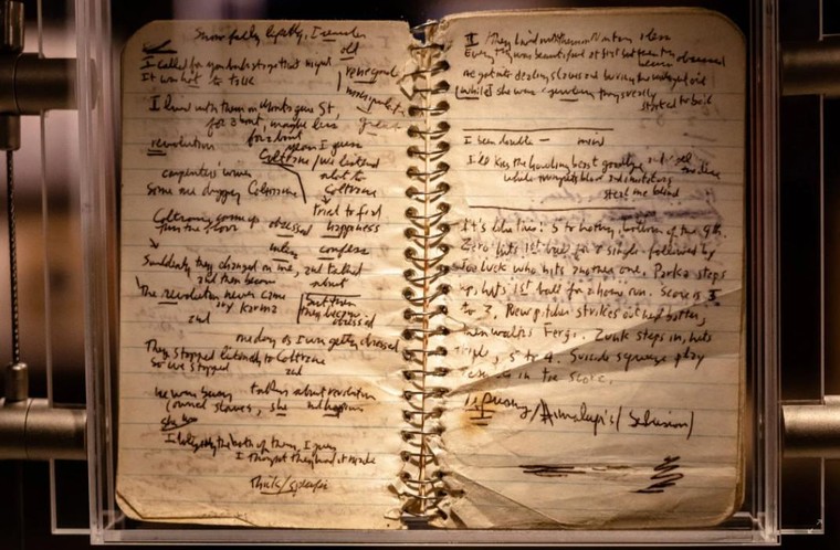 Những sáng tác bí mật của Bob Dylan trị giá 10 triệu USD ảnh 2