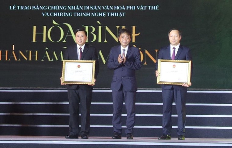 Đặc sắc Chương trình 'Hòa Bình - Thanh âm xứ Mường' và Carnival năm 2022 ảnh 2