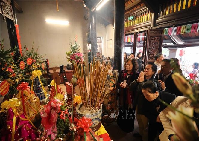 Lễ dâng hương kỷ niệm 2.000 năm ngày sinh Thánh khỏa Ba Sơn ảnh 1