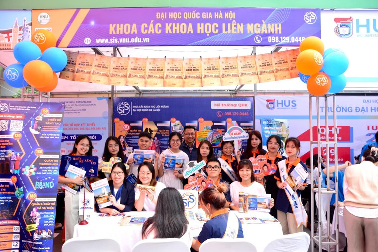 ĐHQGHN ra mắt chương trình đào tạo Cử nhân Thiết kế sáng tạo ảnh 2