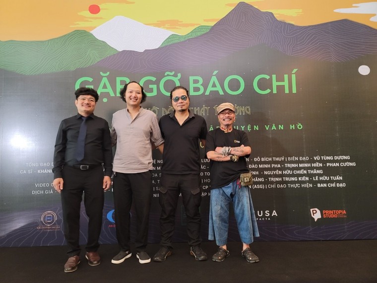 Loạt nghệ sĩ tên tuổi tụ hội tại chương trình nghệ thuật "Vân Hồ - Dòng chảy ý tưởng" ảnh 2