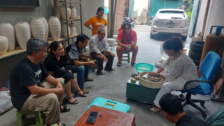 Thế giới nghệ thuật độc bản của Gốm Thủy ảnh 9